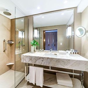 Fairmont Gold King Room City View